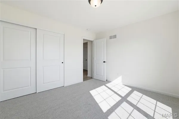 $384,900 | 511 Founders Way, Foristell, MO 63348