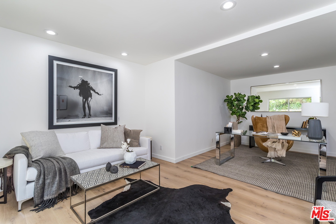 2557 Greenvalley Road Los Angeles, CA 90046 - Photo 45 of 54