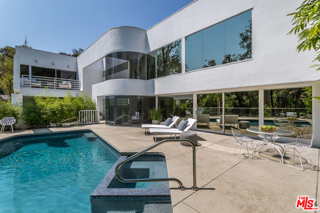 2557 Greenvalley Road Los Angeles, CA 90046 - Photo 50 of 54