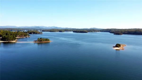 $668,799 | 9 Tradewinds Way, Salem, SC 29676