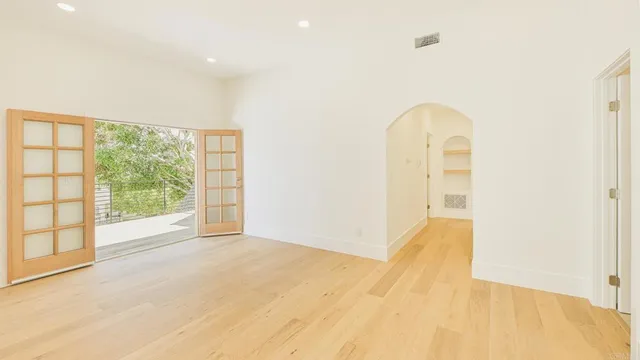 $2,599,995 | 3951 Atascadero Drive, San Diego, CA 92107