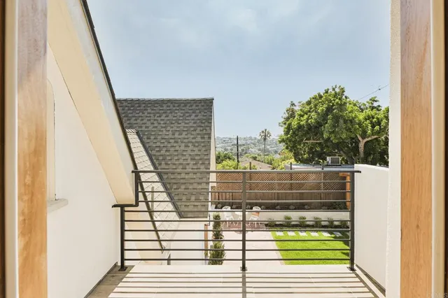 $2,599,995 | 3951 Atascadero Drive, San Diego, CA 92107