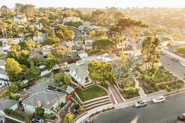 $2,599,995 | 3951 Atascadero Drive, San Diego, CA 92107