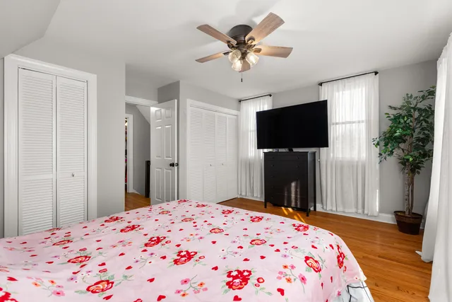 $547,300 | 8464 Gross Point Road, Skokie, IL 60077