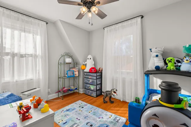 $547,300 | 8464 Gross Point Road, Skokie, IL 60077