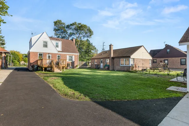 $547,300 | 8464 Gross Point Road, Skokie, IL 60077