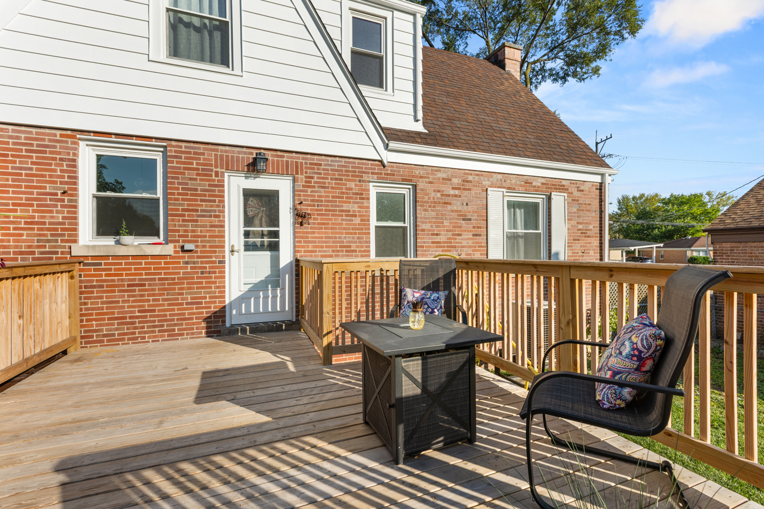 8464 Gross Point Road Skokie, IL 60077 - Photo 33 of 34