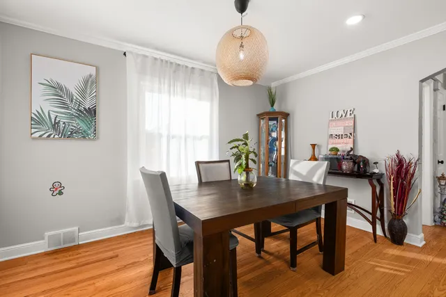 $547,300 | 8464 Gross Point Road, Skokie, IL 60077