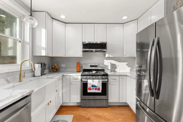 $547,300 | 8464 Gross Point Road, Skokie, IL 60077