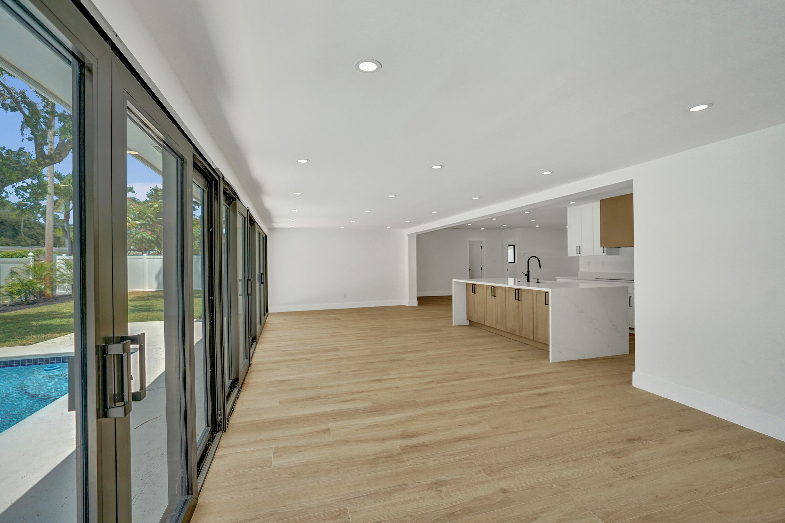 669 Southwest 3rd Street Boca Raton, FL 33486 - Photo 13 of 34 DSC03706