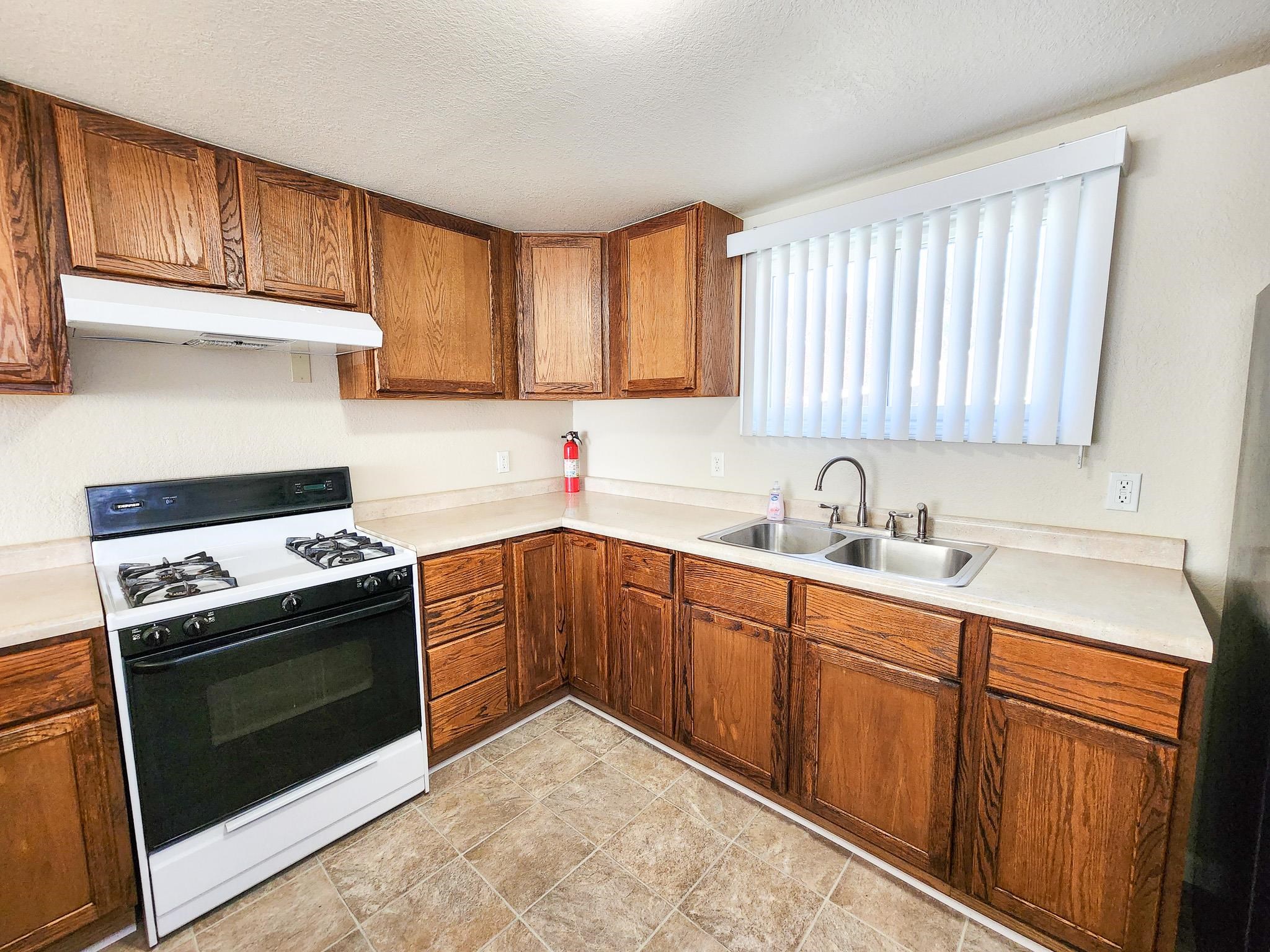 2111 Timber Lane Harrison, MI 48625 - Photo 7 of 35