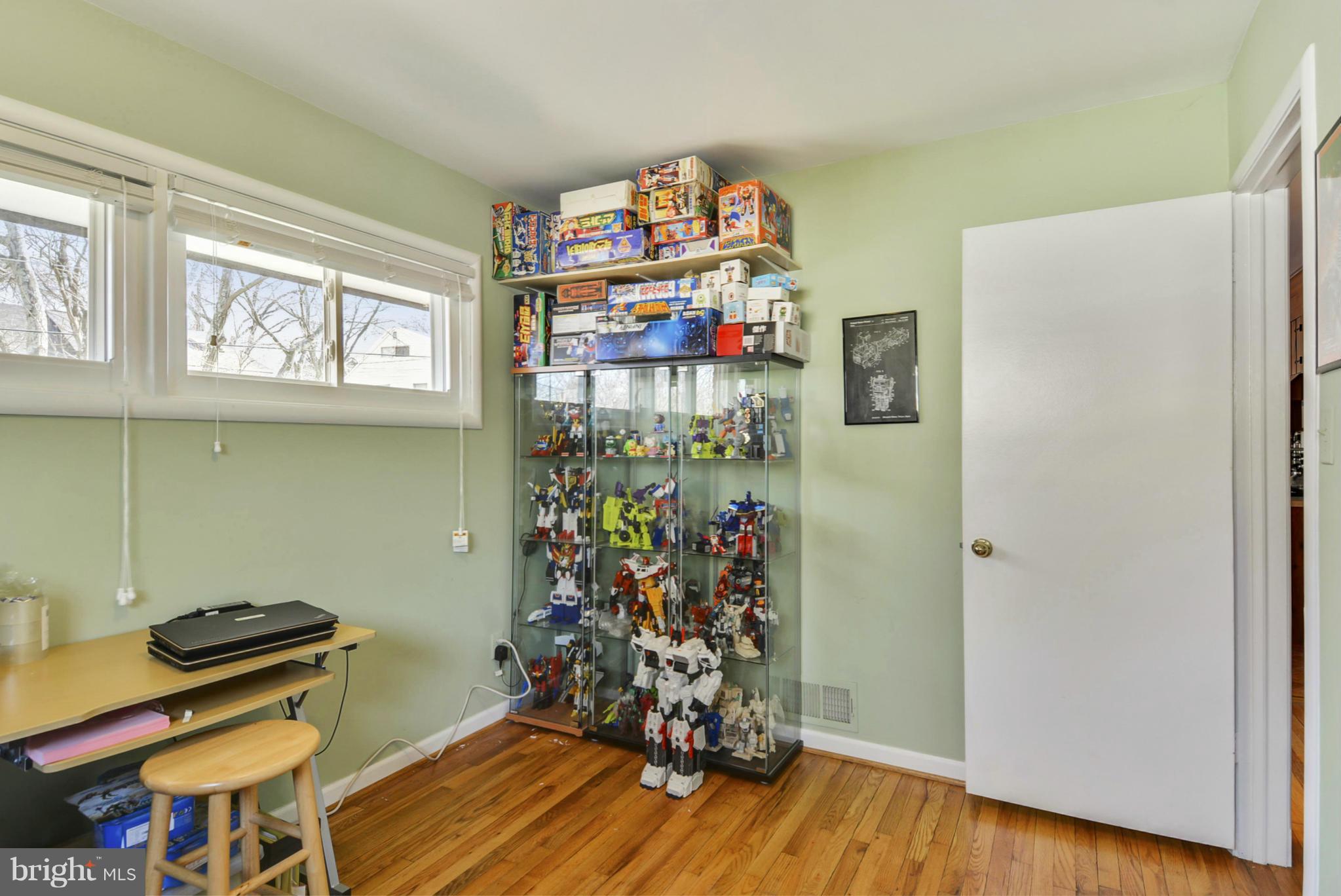 809 Brice Road Rockville, MD 20852 - Photo 9 of 20 Bedroom 1