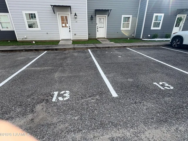 $198,500 | 13 Townhouse Cove, Lafayette, LA 70506
