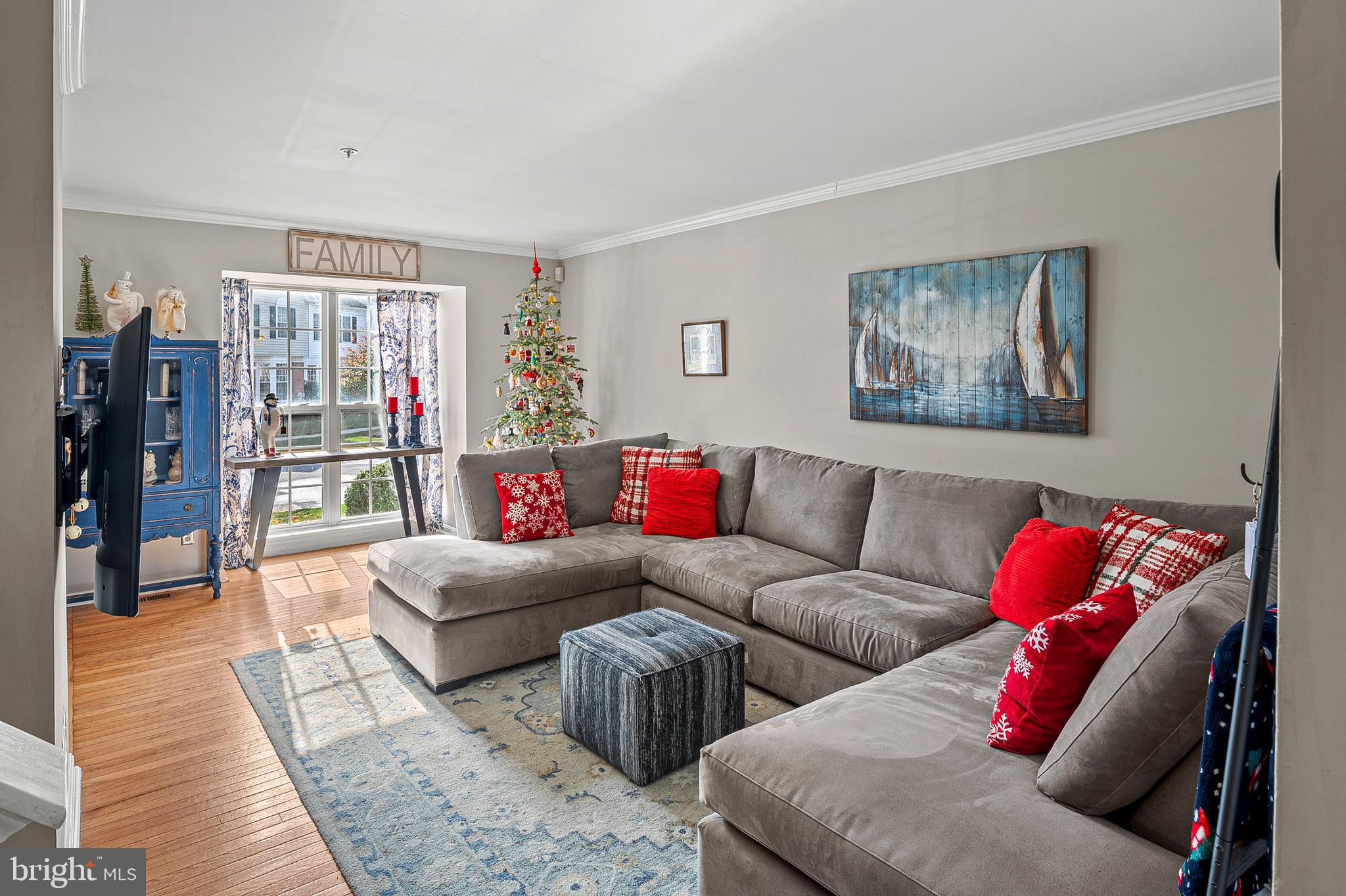 222 Gray Fox Court Edgewater, MD 21037 - Photo 8 of 42 a living room with furniture and a window