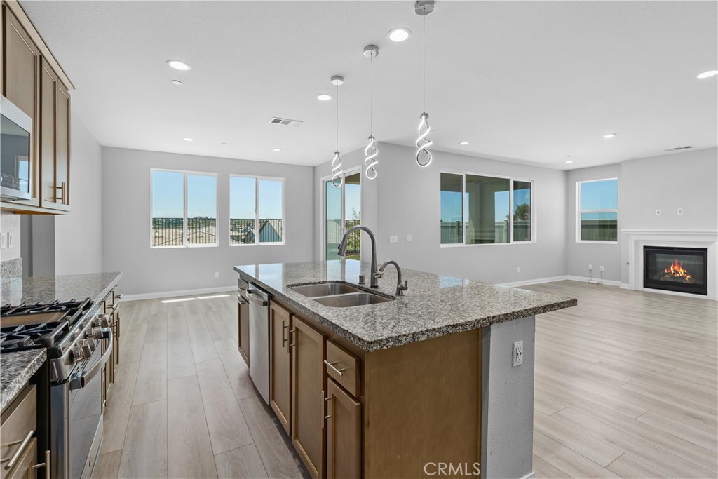32063 Dayspring Way Temecula, CA 92591 - Photo 20 of 65 Digitally altered fire added
