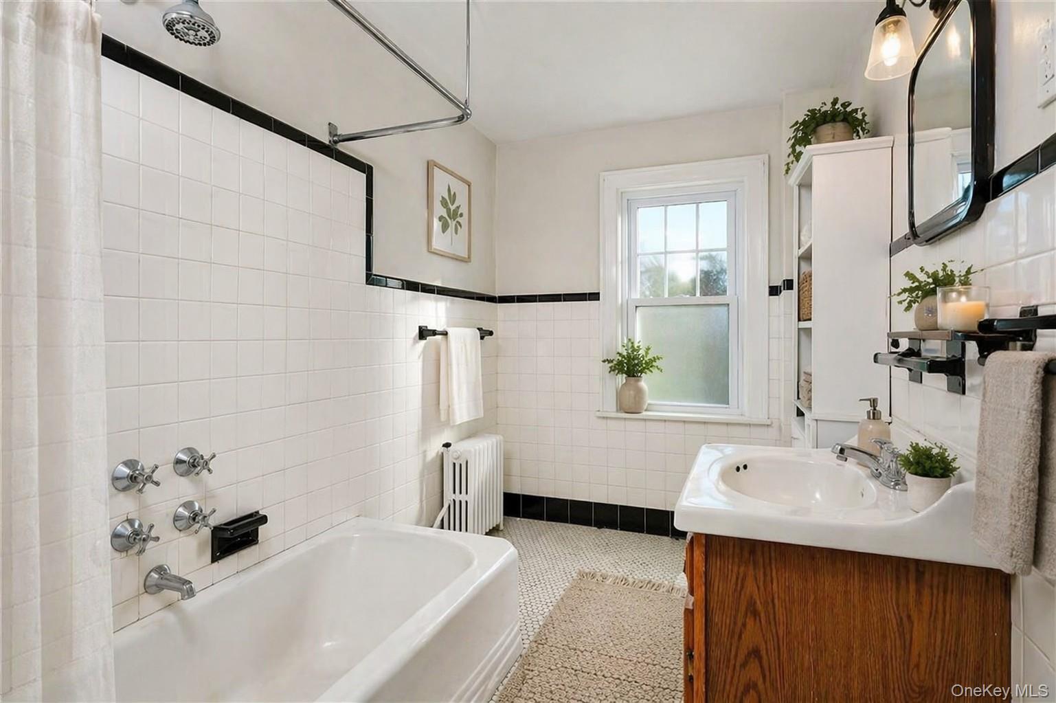 9 9th Street, Unit 3 New Rochelle, NY 10801 - Photo 8 of 11 Virtually staged Bathroom