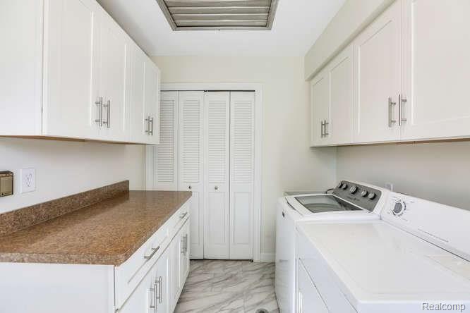 4448 Squirrel Road Bloomfield Hills, MI 48304 - Photo 11 of 26 thib1.jpg