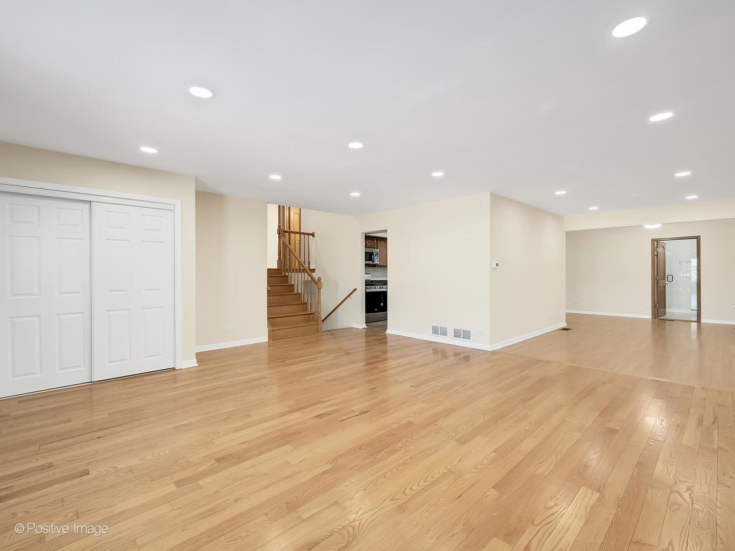 1500 Pershing Avenue Wheaton, IL 60189 - Photo 5 of 31