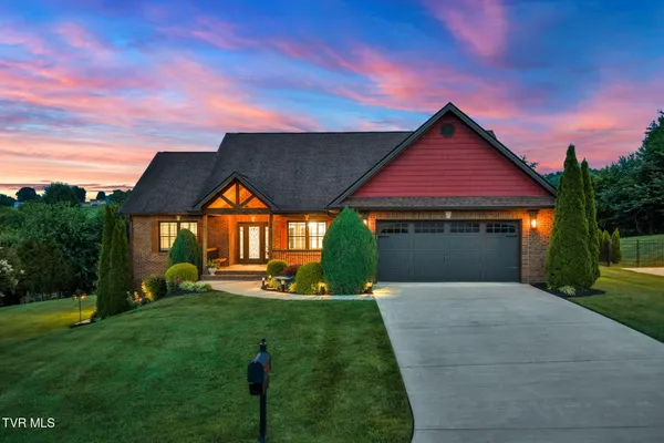 $799,900 | 1300 Savin Falls, Johnson City, TN 37615