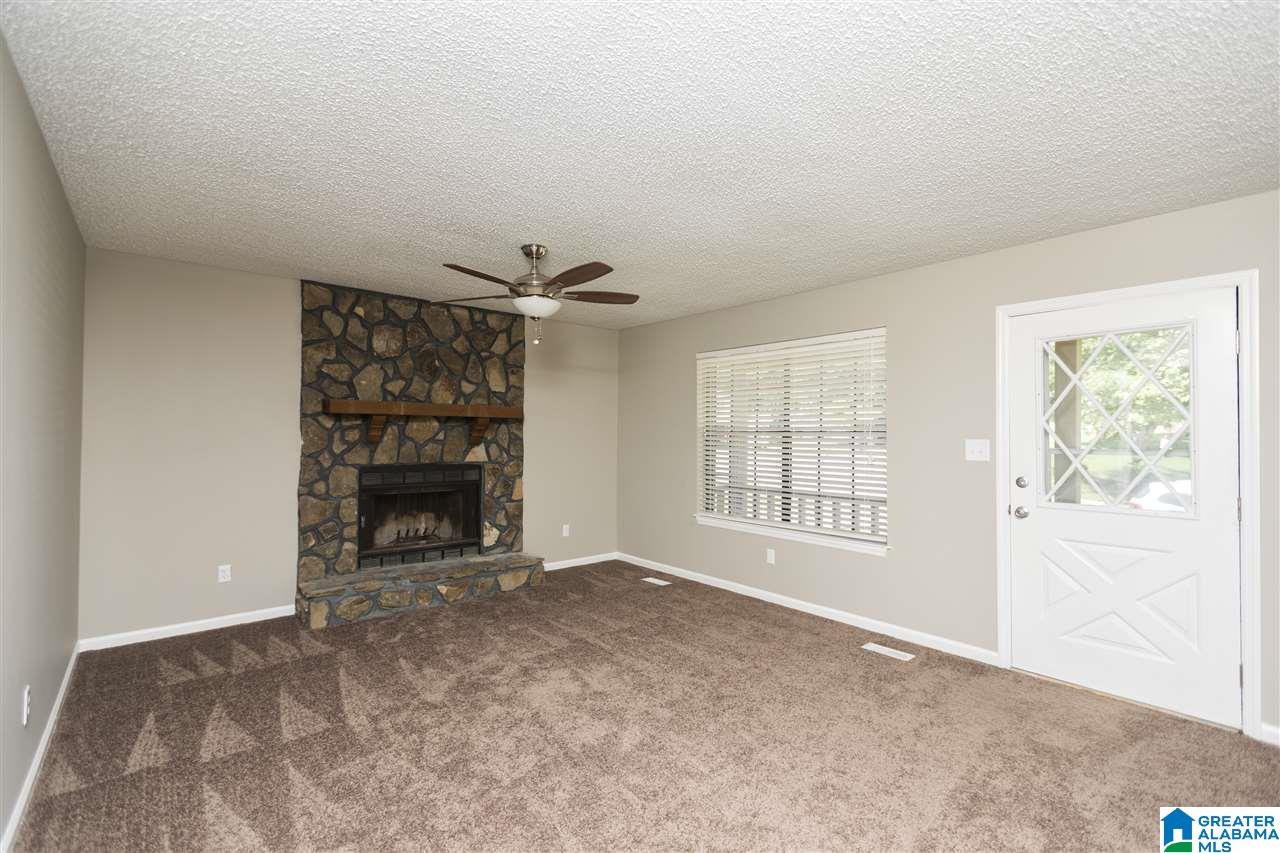 109 Pebble Lane Alabaster, AL 35007 - Photo 5 of 33