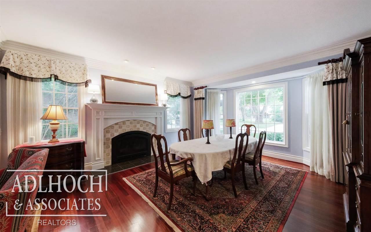 920 Shoreham Road Grosse Pointe Woods, MI 48236 - Photo 12 of 39