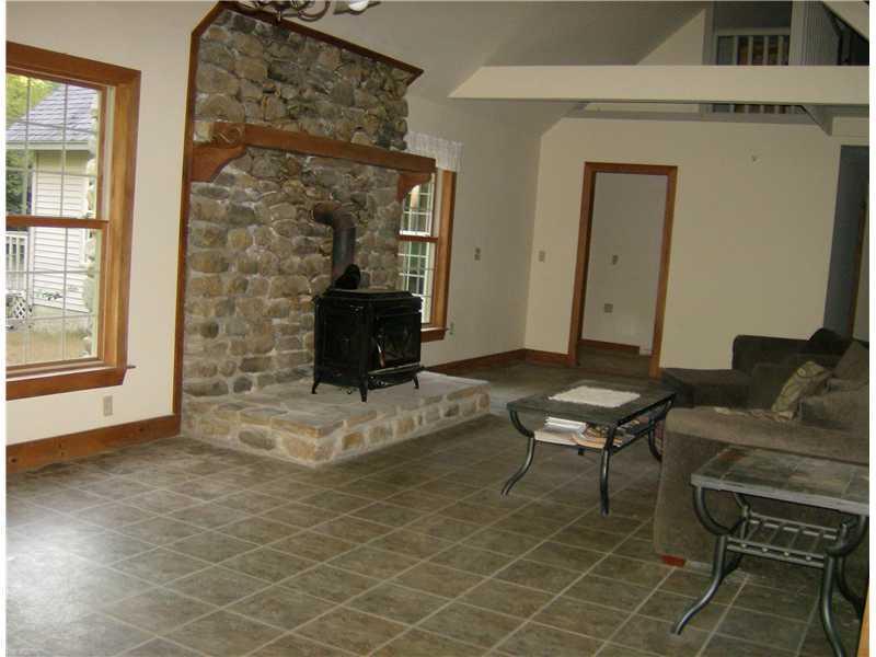 54 Oldham Road St. Albans, ME 04971 - Photo 4 of 13 Living Room.