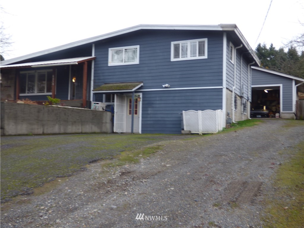 4215 Robin Road West University Place, WA 98466 - Photo 2 of 15 Gallery Image 2