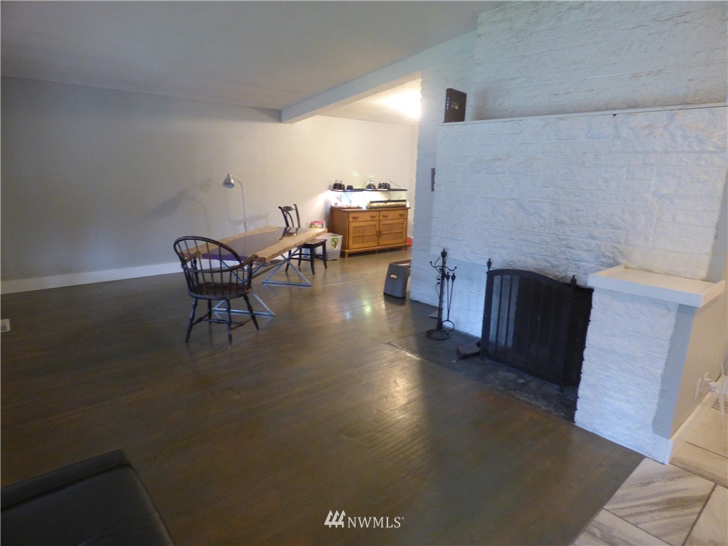 4215 Robin Road West University Place, WA 98466 - Photo 5 of 15 Gallery Image 5