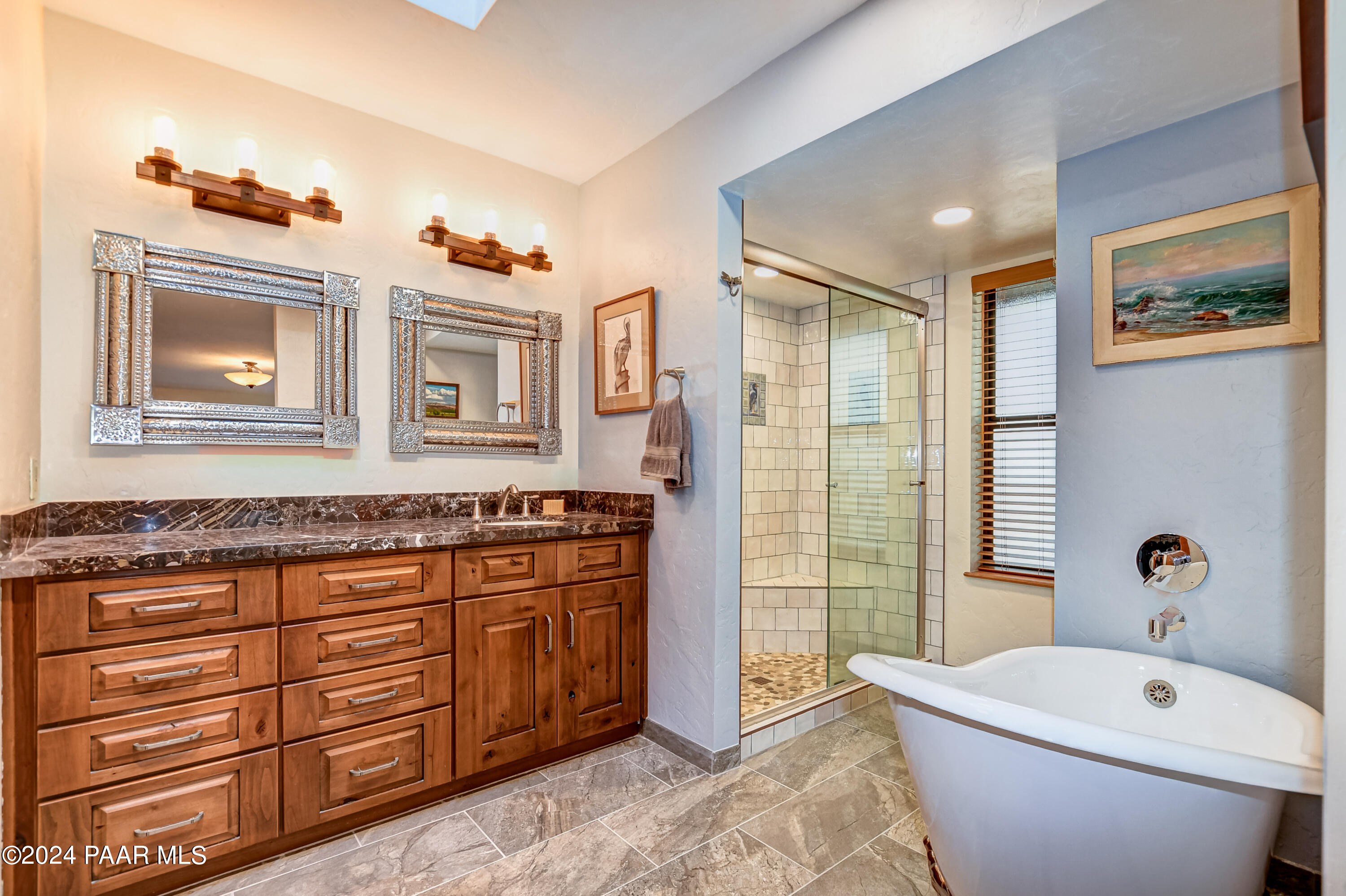 1815 Coyote Road Prescott, AZ 86303 - Photo 22 of 32 Primary Bathroom 1