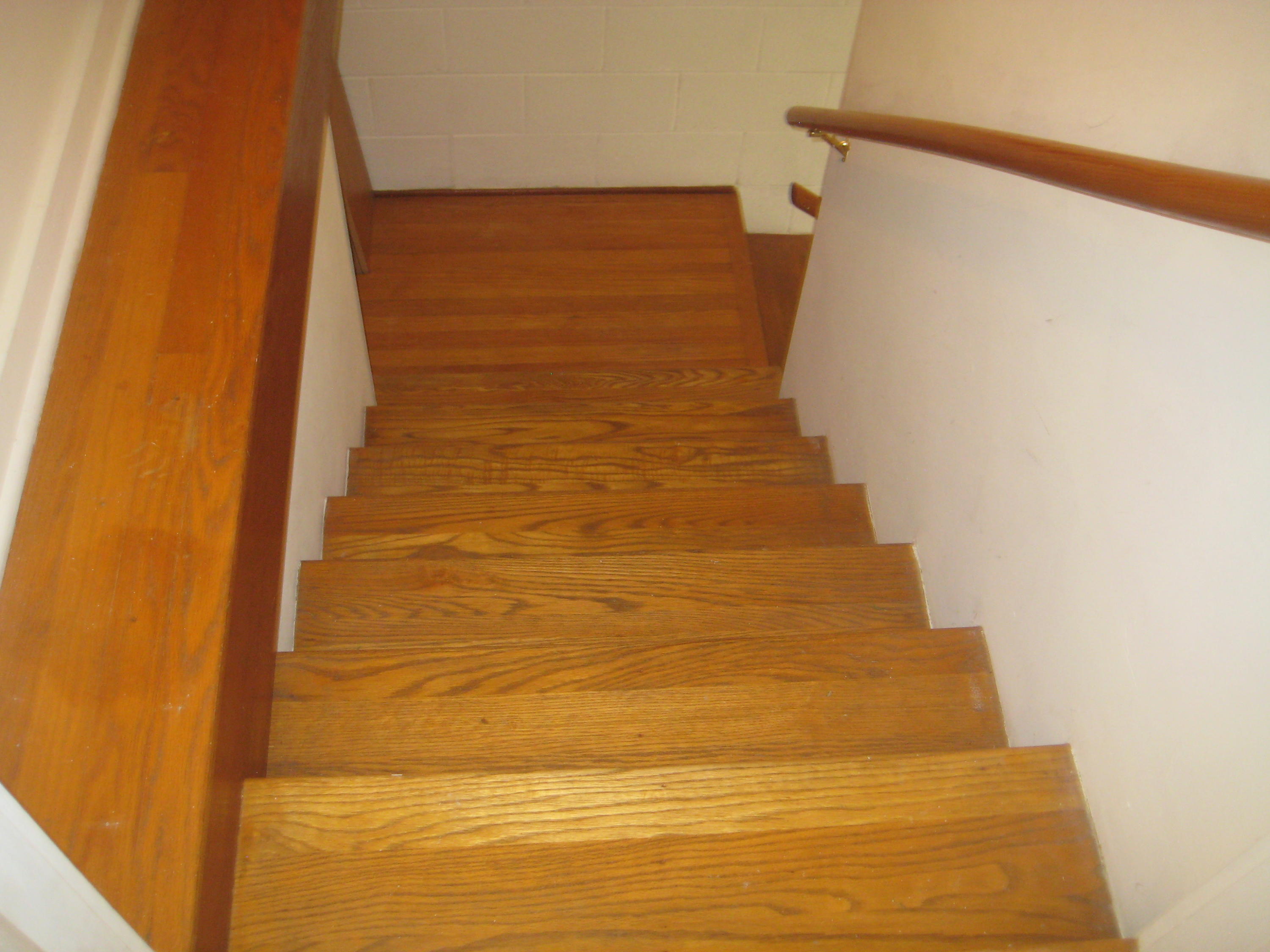 112 Pembroke Road Oak Ridge, TN 37830 - Photo 14 of 19 112 Pembroke Road 019