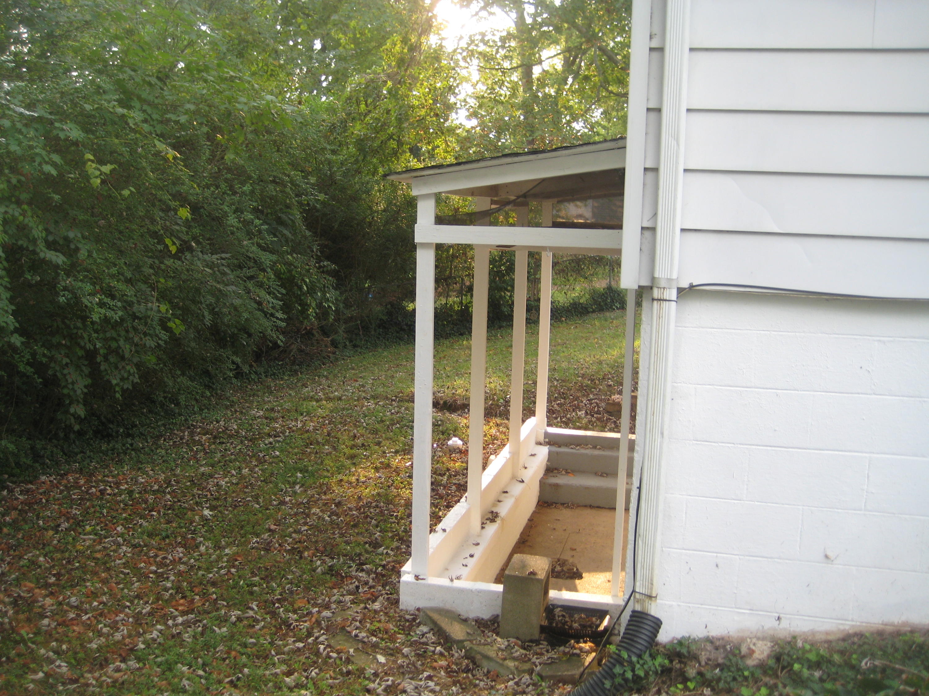 112 Pembroke Road Oak Ridge, TN 37830 - Photo 18 of 19 112 Pembroke Road 025