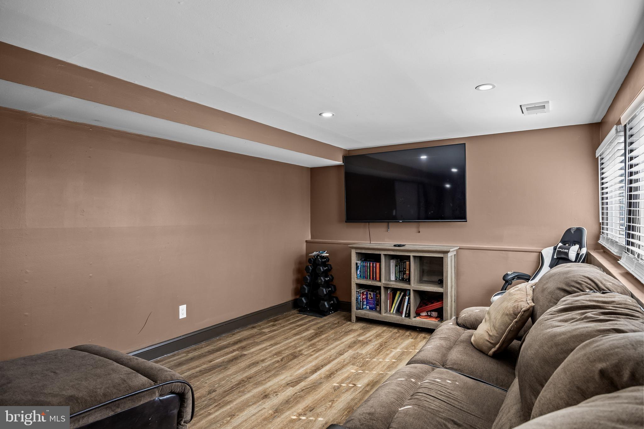 1006 Surrey Road Somerdale, NJ 08083 - Photo 21 of 34 Gallery Image 21