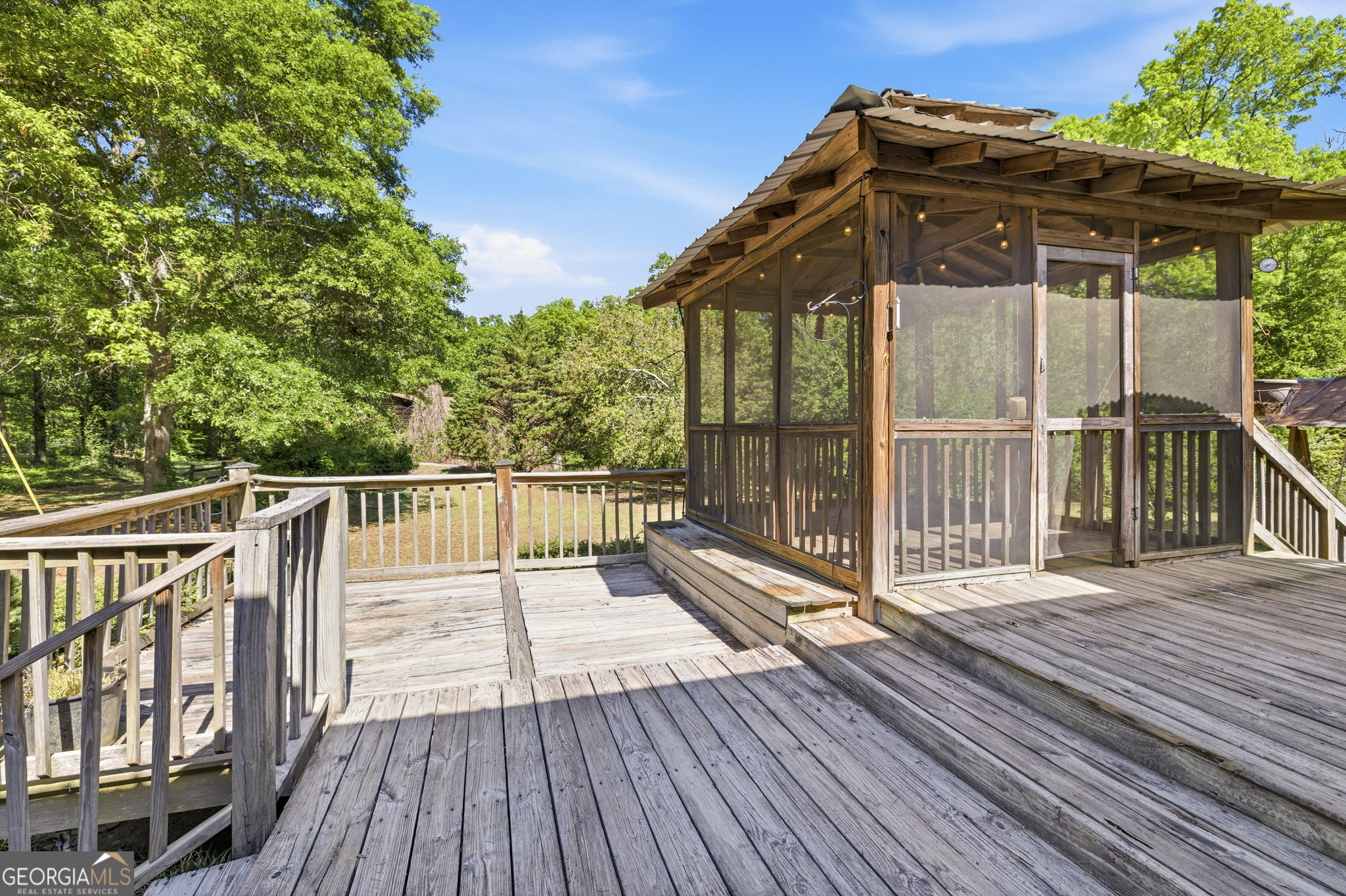 3213 Highway 326 Commerce, GA 30530 - Photo 25 of 40 a view of balcony with wooden floor