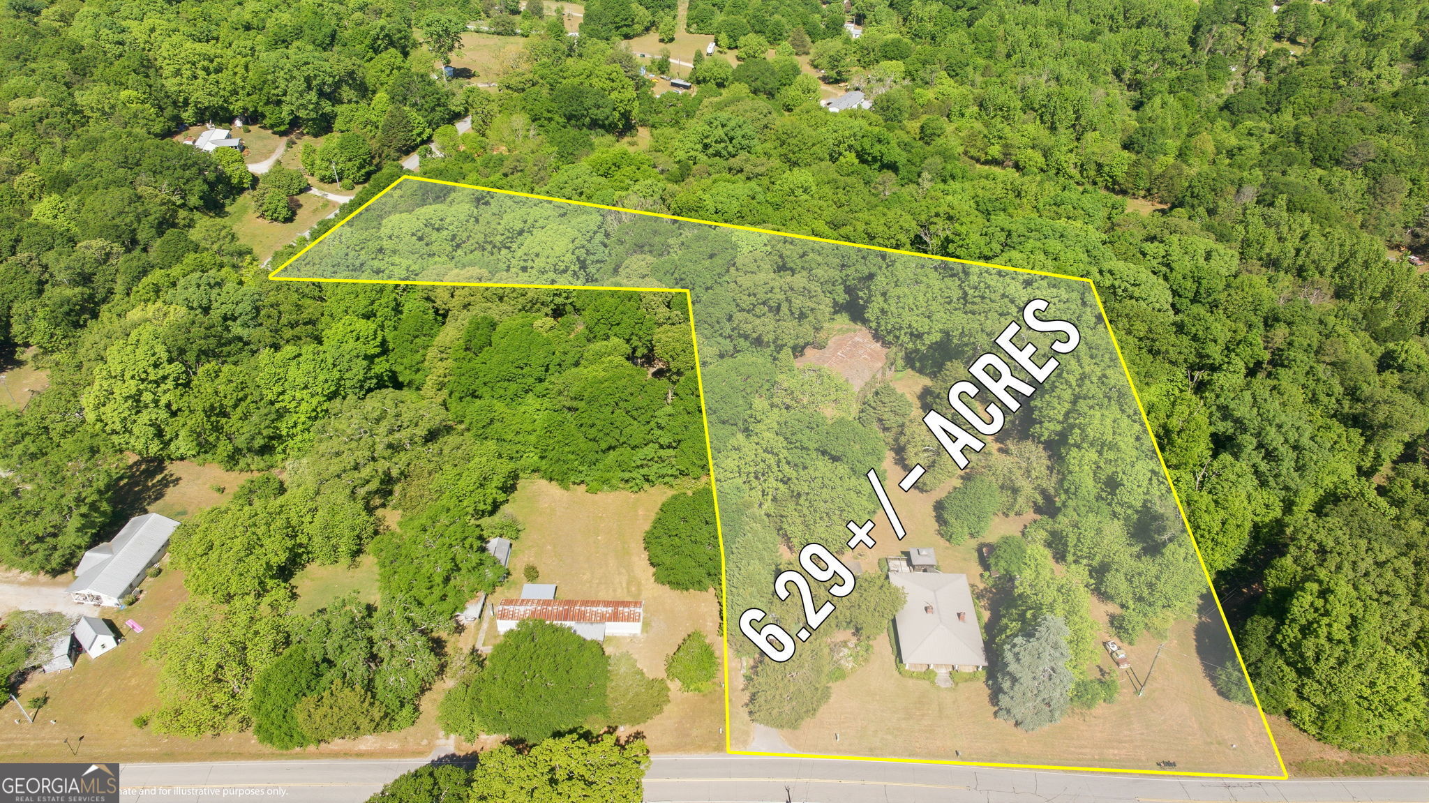 3213 Highway 326 Commerce, GA 30530 - Photo 35 of 40 a view of a yard