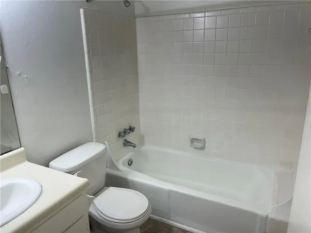 $1,600 | 4021 Alberta Street, Metairie, LA 70001