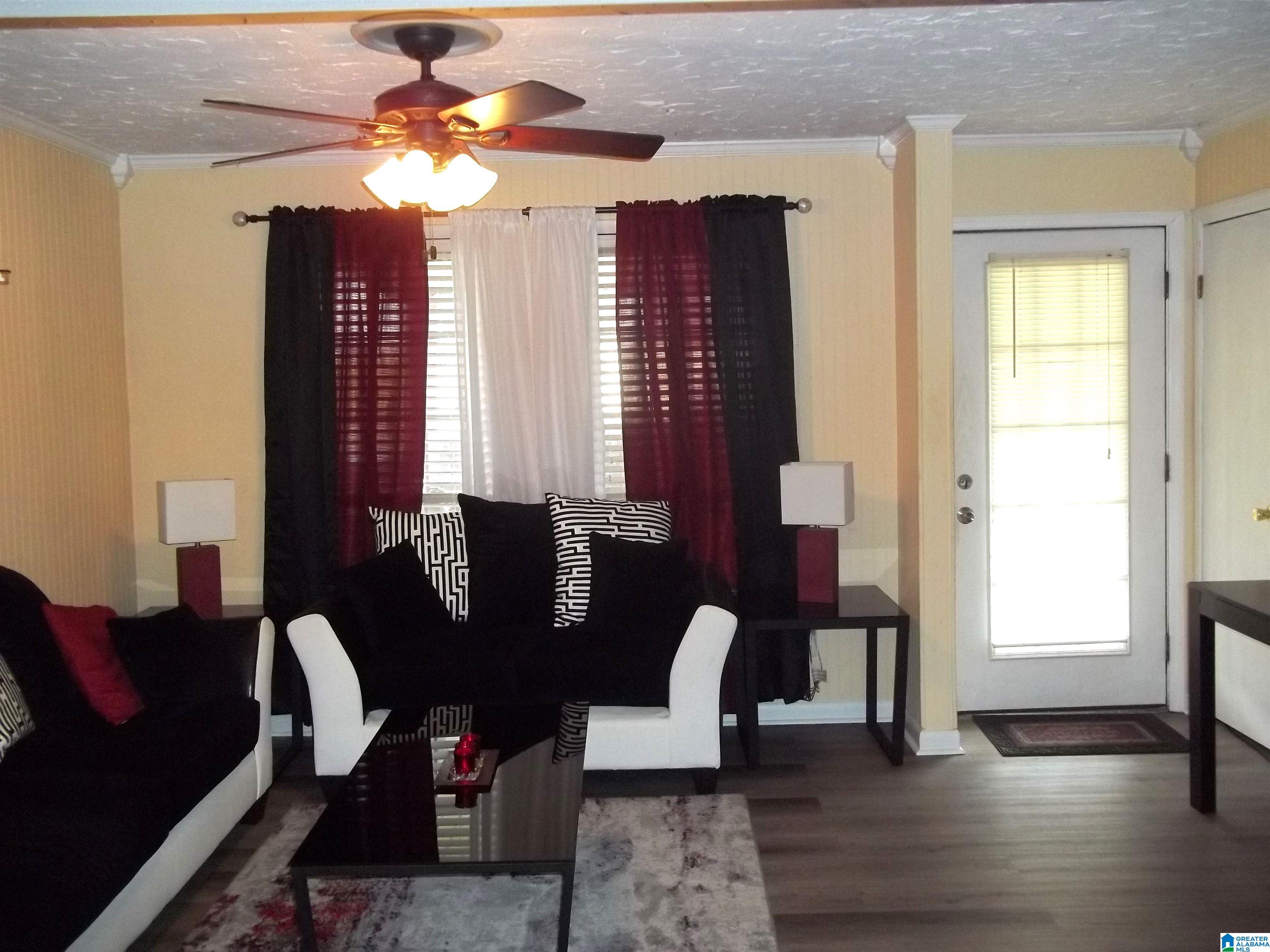 2916 Valley View Circle Adamsville, AL 35005 - Photo 4 of 17