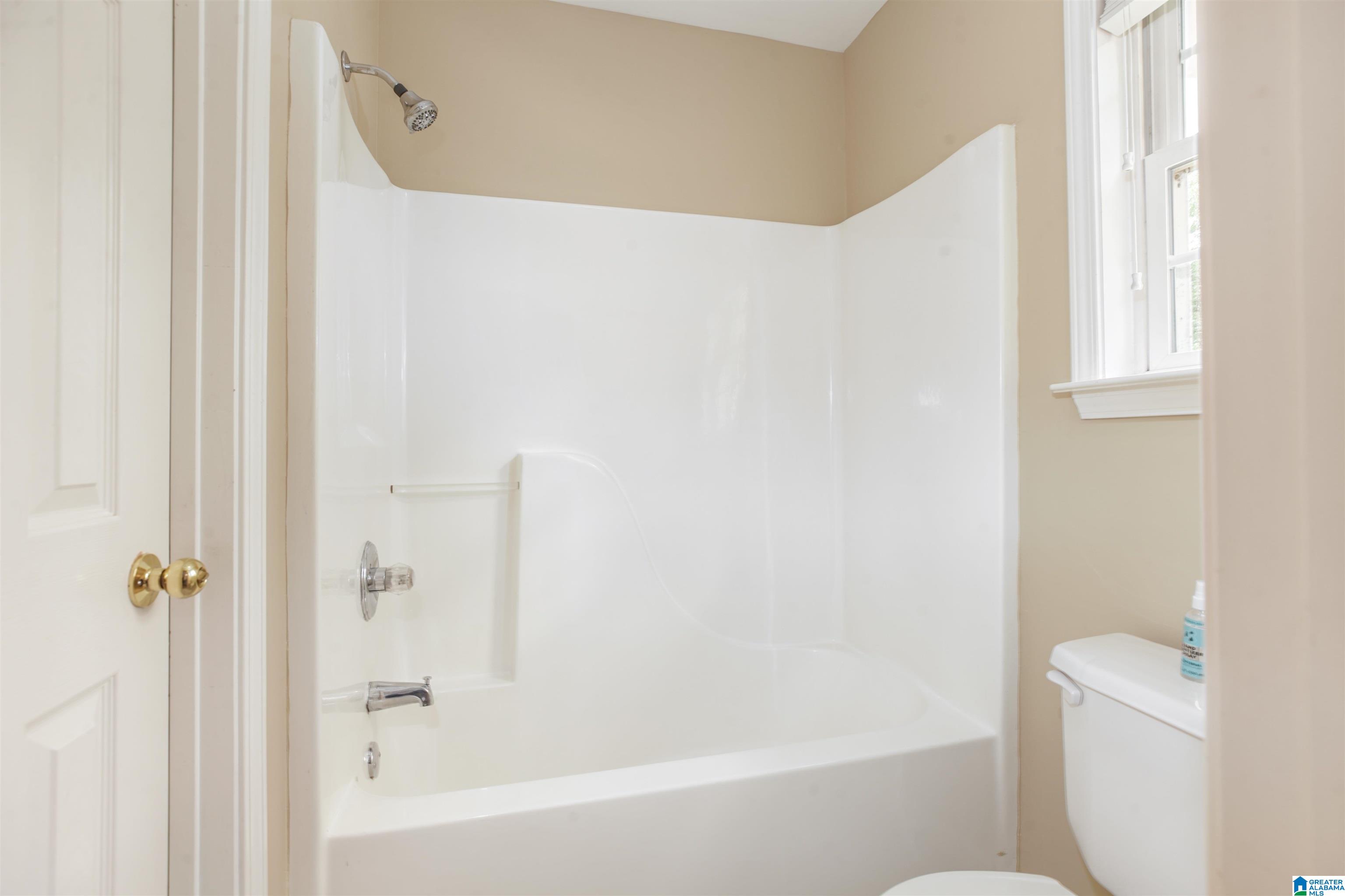 136 Windsor Lane Pelham, AL 35124 - Photo 40 of 59
