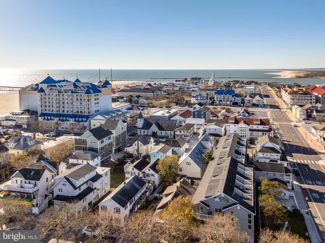 $349,900 | 106 Talbot Street, Unit 201, Ocean City, MD 21842