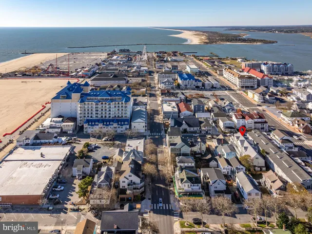 $349,900 | 106 Talbot Street, Unit 201, Ocean City, MD 21842