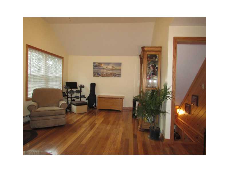 135 Echo Road Glocester, RI 02814 - Photo 9 of 23 Living Room.