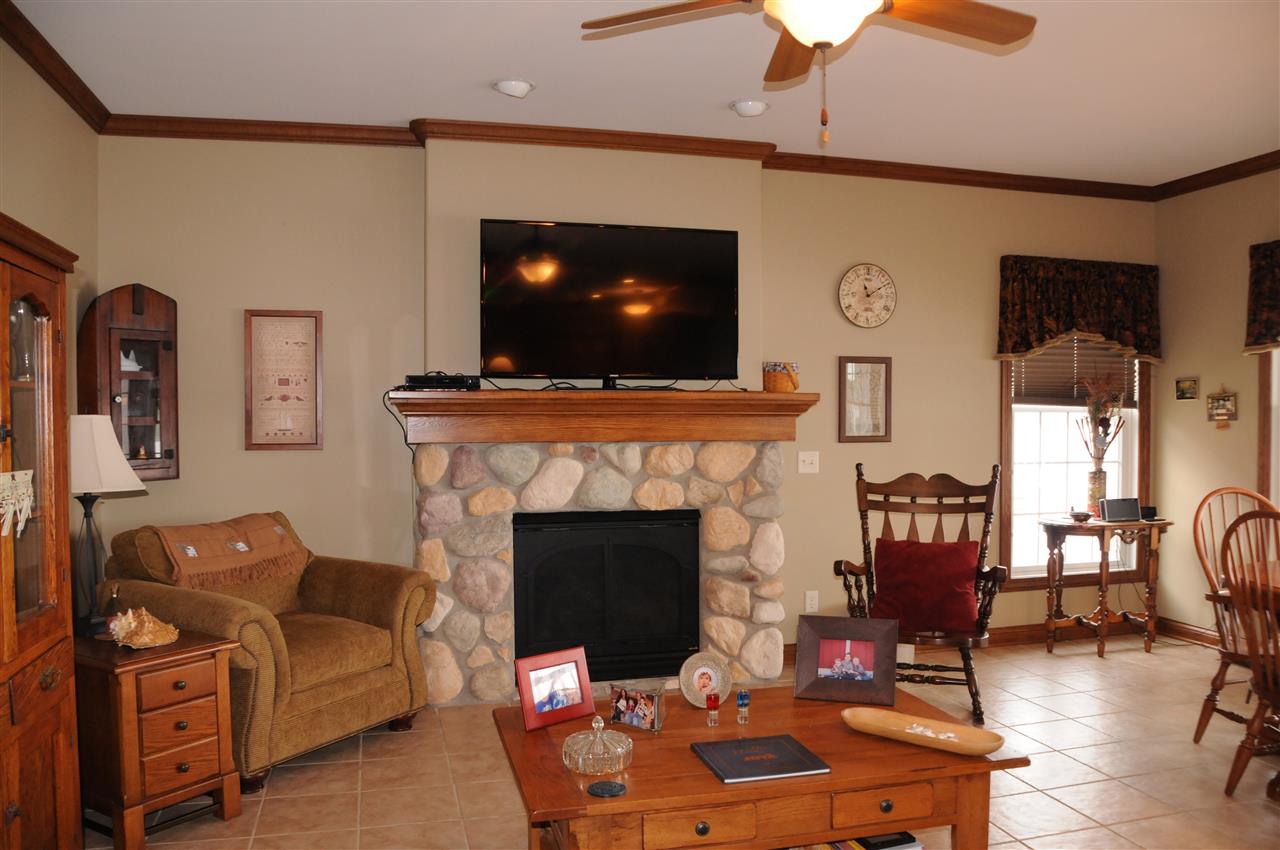 2608 Country Club Drive East Rochester, IN 46975 - Photo 10 of 34 Gallery Image 10