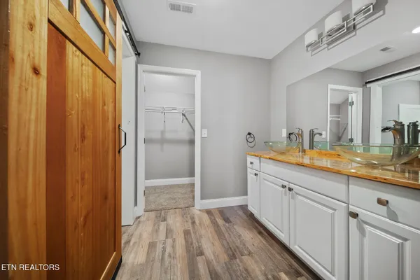 $2,500 | 3966 Mountain Vista Road, Knoxville, TN 37931