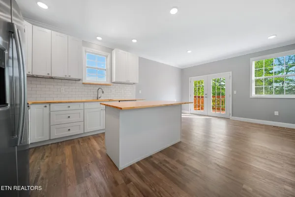 $2,500 | 3966 Mountain Vista Road, Knoxville, TN 37931