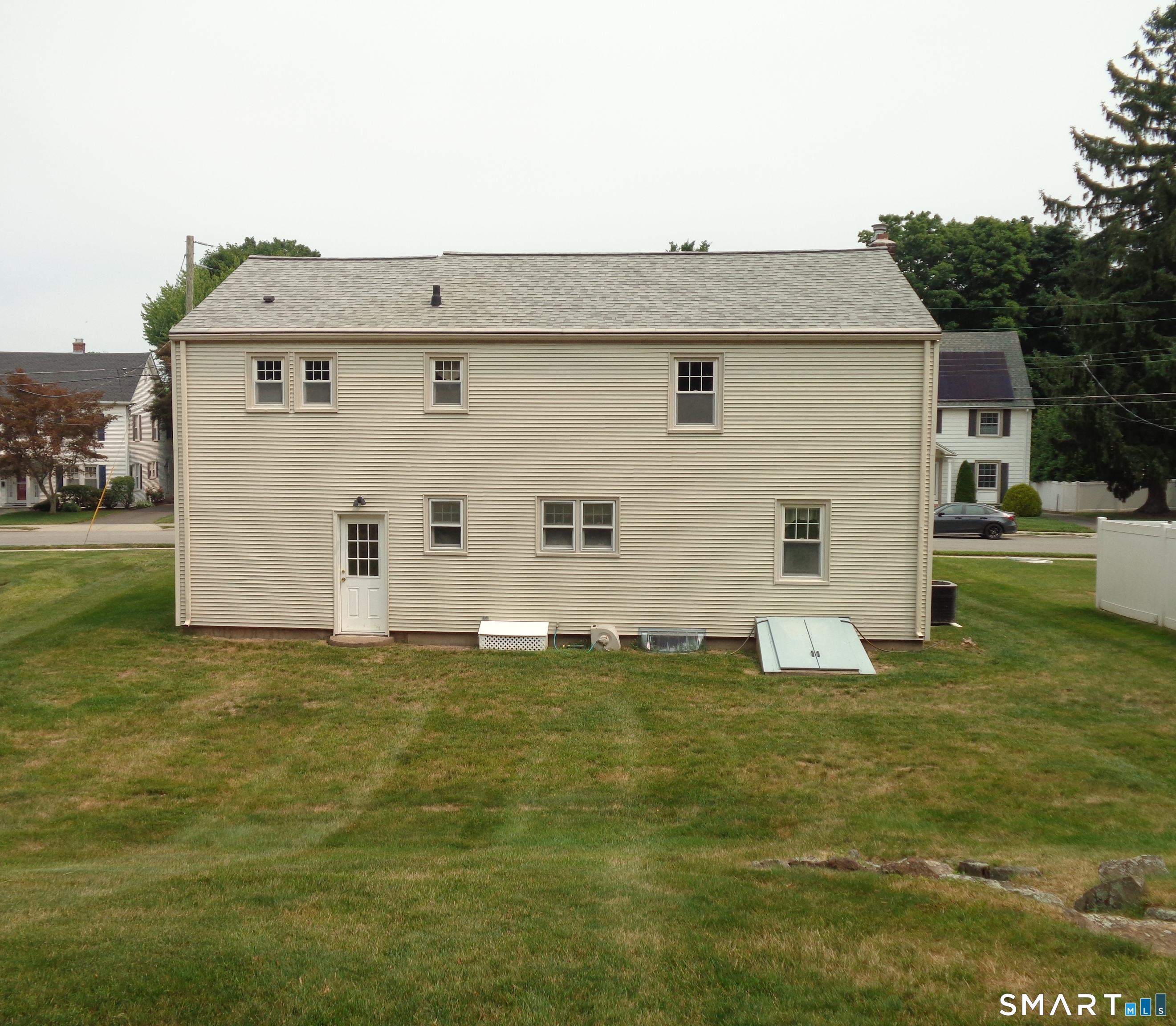 22 Scarborough Road Manchester, CT 06040 - Photo 25 of 28 Back Yard