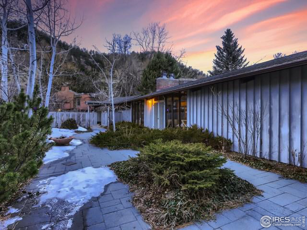 421 Baseline Road Boulder, CO 80302 - Photo 11 of 17 a backyard of a house with lots of green space