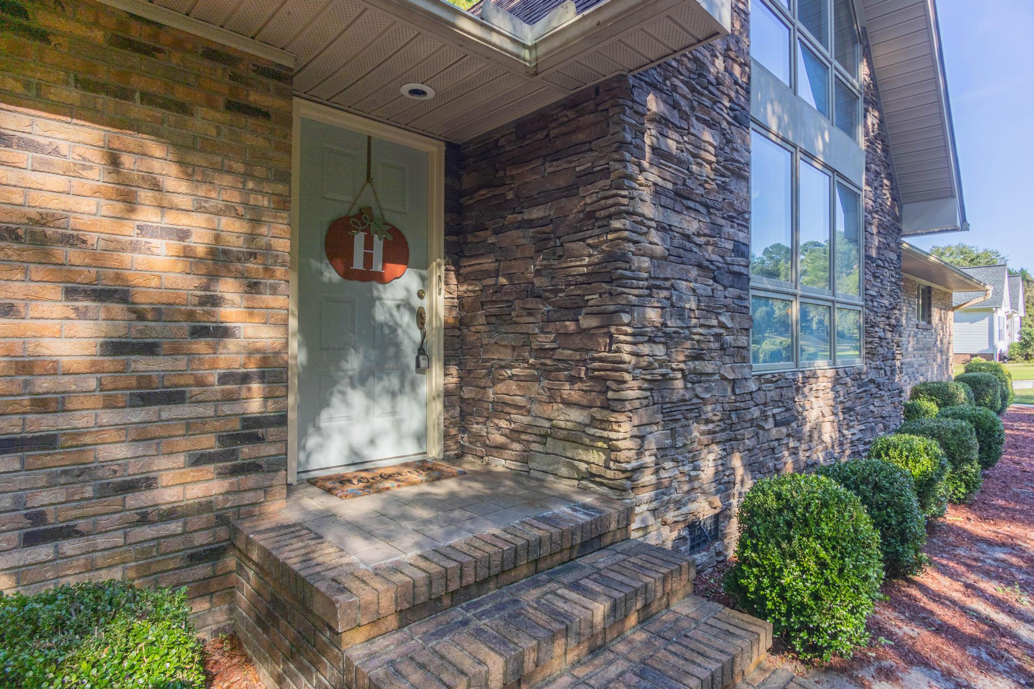 1203 Wire Road Aiken, SC 29805 - Photo 4 of 33