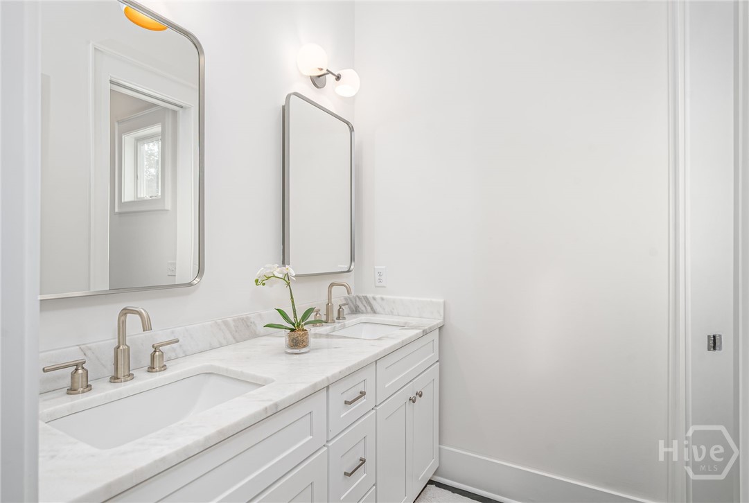 216 West 43rd Street Savannah, GA 31401 - Photo 22 of 32