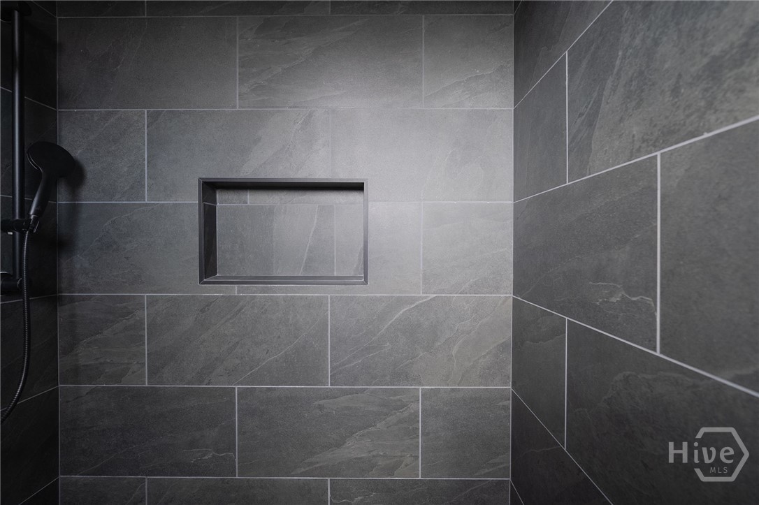 216 West 43rd Street Savannah, GA 31401 - Photo 24 of 32