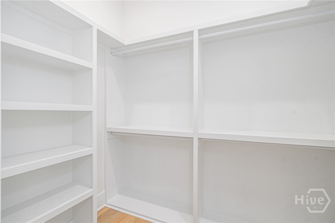 216 West 43rd Street Savannah, GA 31401 - Photo 25 of 32