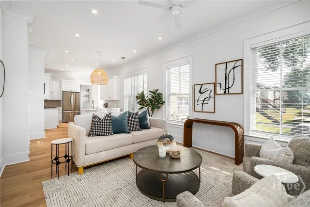 $640,000 | 216 West 43rd Street, Savannah, GA 31401